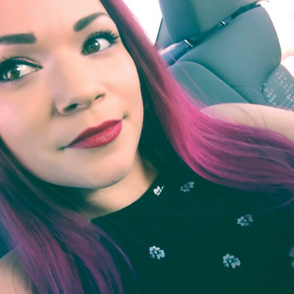 Meet your Posher, Tisa - Picture 4 of 7